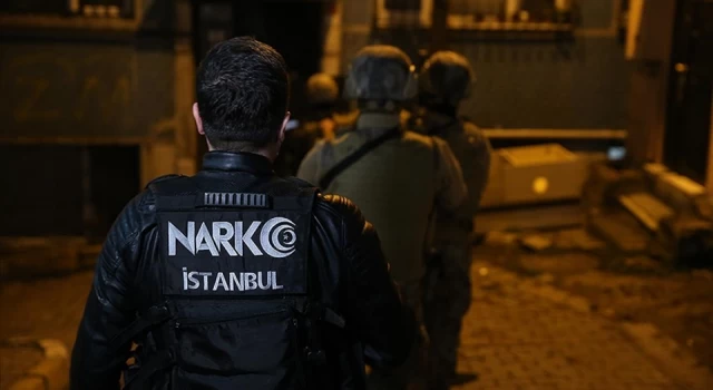 İstanbul'da 29 adrese uyuşturucu operasyonu