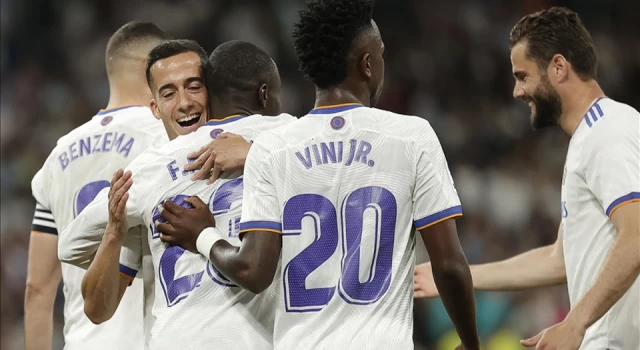 Real Madrid, Levante'yi 6-0 yendi