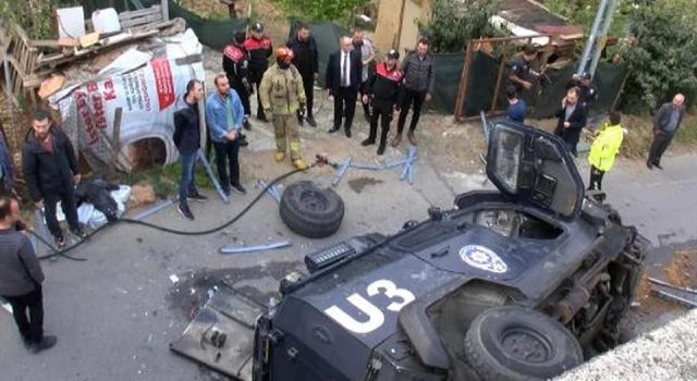 Sarıyer'de takla atan polis zırhlı aracı duvarı aşıp alt yola düştü: 2 polis yaralı