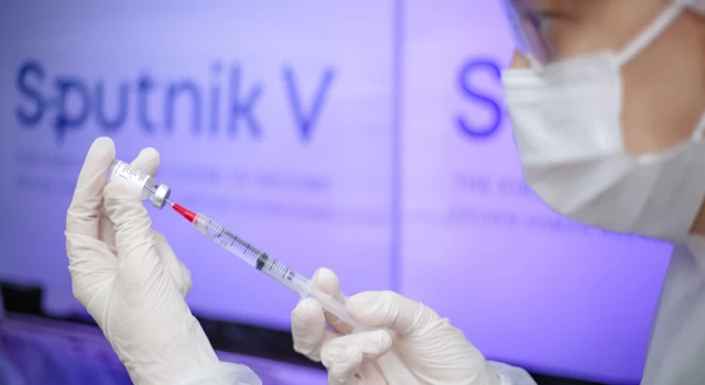 Sputnik V aşısı Omicron varyantına karşı yüksek koruma sağlıyor