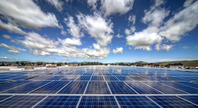 Lisanssız güneş yatırımları için yeni esneklikler gerekli