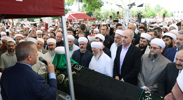 Mahmut Ustaosmanoğlu'nun cenazesine hangi isimler katıldı? Hangi siyasi partilerden temsilciler yer aldı?
