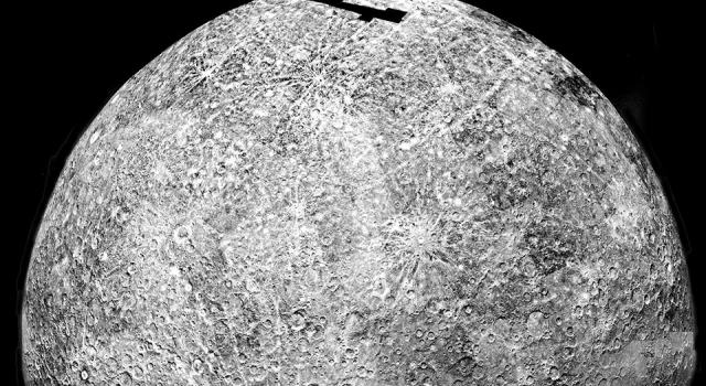 Merkür'ün bugüne kadar çekilmiş en yakın fotoğrafı