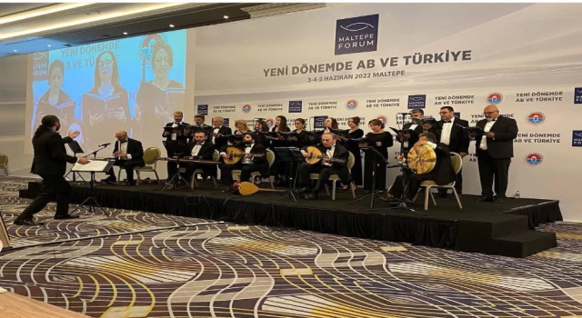 OCEMUT 'Oğuzhan Uç çok sesli etnik müzik topluluğundan "Anadolu'da tanrıya yakarış" konseri"