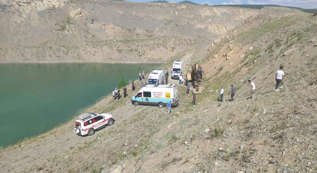 Taş ocağındaki su birikintisine giren 5 çocuktan 2'si hayatını kaybetti