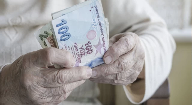 Emekli maaşı enflasyon farklı ödemeleri 28 Temmuz'da yapılacak
