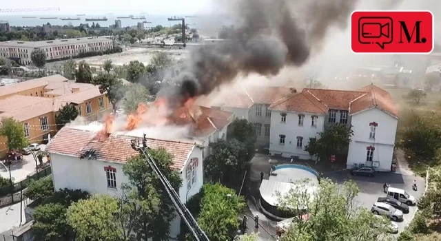 İstanbul Balıklı Rum Hastanesi'nde yangın!
