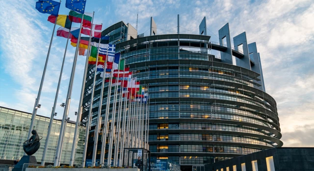 Avrupa Parlamentosu tasarruf için haftada 3 gün ısıtmayı kapatacak
