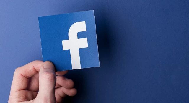Facebook, 1 milyon kullanıcısına uyarı: Şifreler çalındı, 400’den fazla uygulama durduruldu