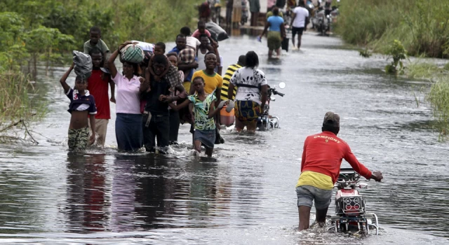 Nijerya’da seller: Beş ayda 600 kişi öldü, 200 bin ev yok oldu