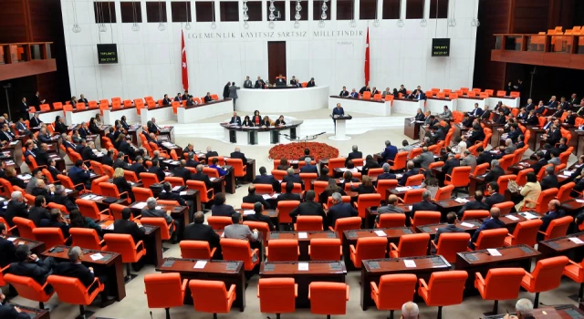 AK Parti'den CHP, İYİ Parti ve HDP'ye anayasa değişikliği ziyareti