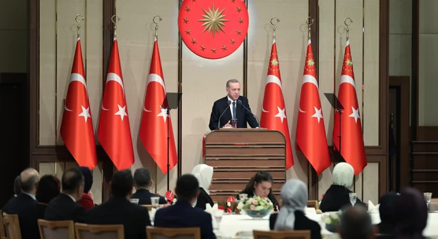 Erdoğan: 516 bin 974 öğretmenimiz uzman öğretmen olma hakkını kazandı