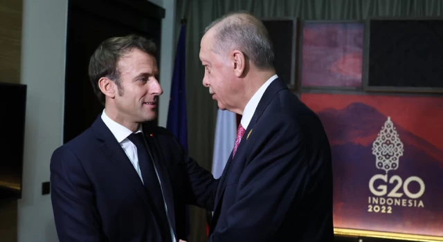 Erdoğan, Biden'ın ardından Macron'la bir araya geldi