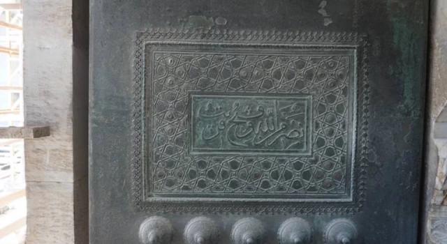 Sultanahmet Cami'nin tarihi kapısı restore ediliyor
