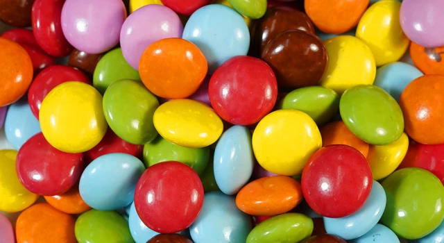 Çocukken fazla şeker tüketenler düşük maaş alıyor