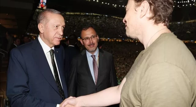 Cumhurbaşkanı Erdoğan, Katar'da Elon Musk ile görüştü