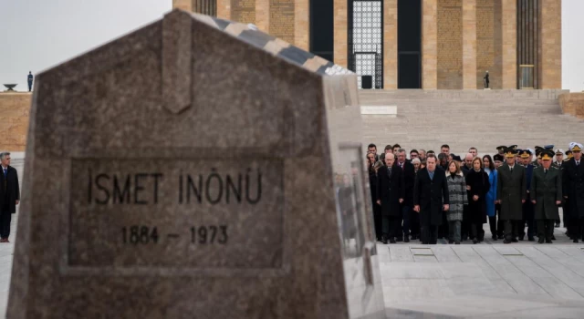 İsmet İnönü, 49'uncu ölüm yıldönümünde Anıtkabir'de anıldı