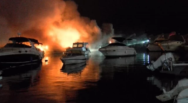 Caddebostan yat limanında tekne yangını: 6 tekne kül oldu