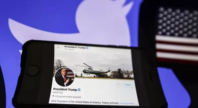 Eski ABD Başkanı Trump, Facebook ve Twitter'a dönmeye hazırlanıyor