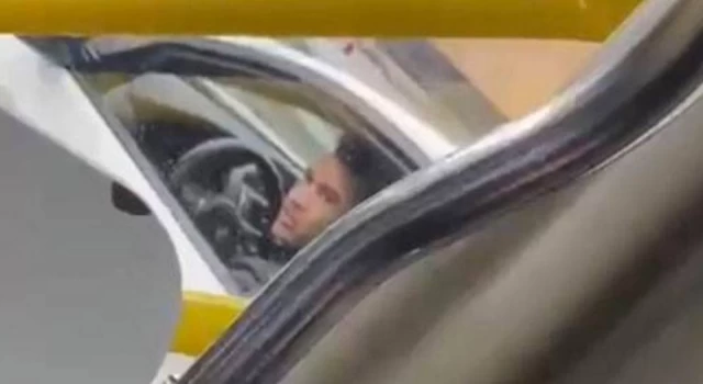 Ataşehir’de otomobil sürücüsü İETT şoförüne silah doğrultarak tehdit etti