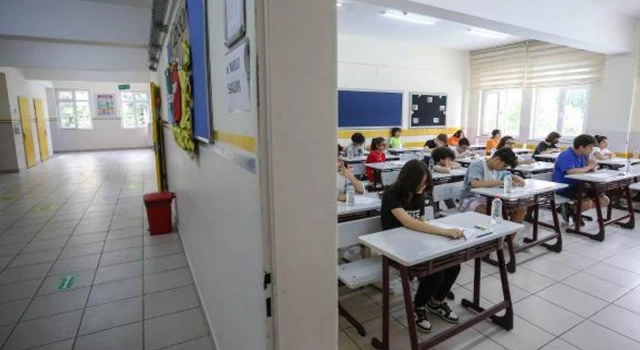 İstanbul Valisi Yerlikaya riskli okullara ilişkin açıklamada bulundu