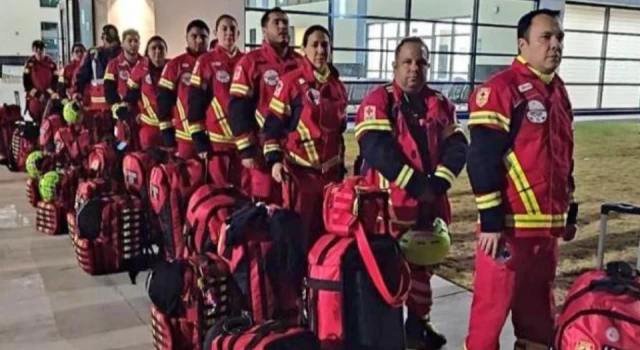 Meksika'dan gelen 150 kişilik arama kurtarma ekibi Adıyaman'a indi