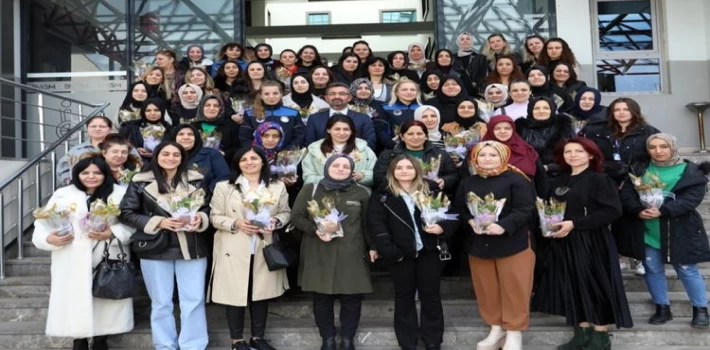Bursa İnegöl’de kadın personele 8 Mart yemeği