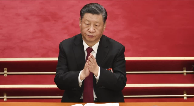 Çin'de Mao'dan sonra bir ilk: Şi üçüncü kez devlet başkanı seçildi