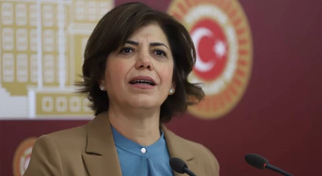 HDP’li Beştaş: Cumhurbaşkanı Erdoğan’ın ‘Enkazları kaldırıyoruz’ dediği yerde hala bedenler var