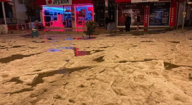 Kilis ve Gaziantep'te 'süper hücre fırtınası' etkili oldu