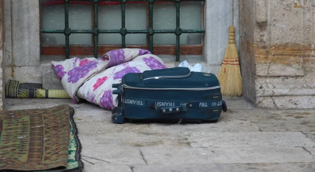 Bomba ihbarı yapılan valizden battaniye çıktı