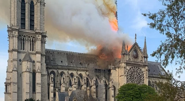 Notre Dame Katedrali'nin restorasyonu henüz tamamlanmadı
