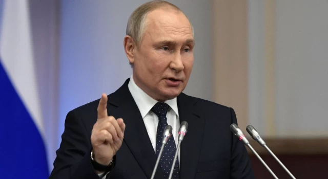 Putin 'Batı'nın hakimiyetini azaltma' planını imzaladı