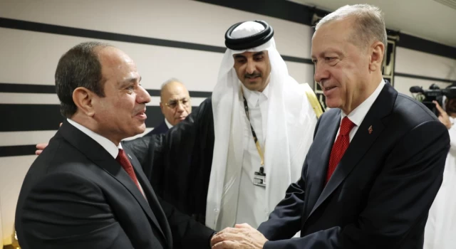 Erdoğan'ın 'darbeci' dediği Sisi’den tebrik telefonu