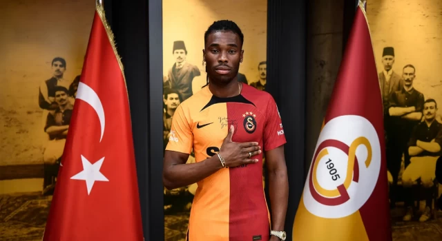 Galatasaraylı futbolcu Sam Adekugbe'nin acı günü