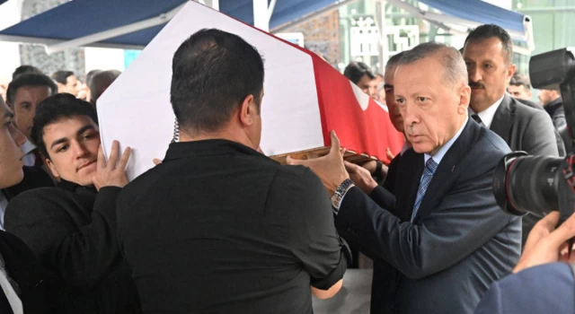 Cumhurbaşkanı Erdoğan, Mehmet Barlas'ın cenaze törenine katıldı