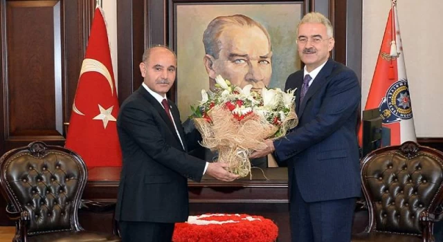 Emniyet Genel Müdürü olarak atanan Erol Ayyıldız, görevi Mehmet Aktaş’tan devraldı