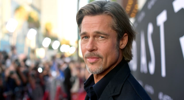 İnternetten Brad Pitt'le tanıştığını sandı! 170 bin dolarını kaptırdı!