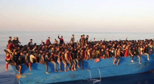 Libya'da 250 düzensiz göçmenin yurt dışına çıkışı engellendi