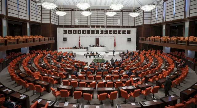 Eski vekillere ait 400 fezleke Ankara Cumhuriyet Başsavcılığı'na ulaştı