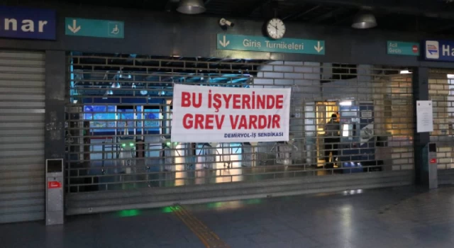 İzmir'de metro ve tramvay seferleri durdu