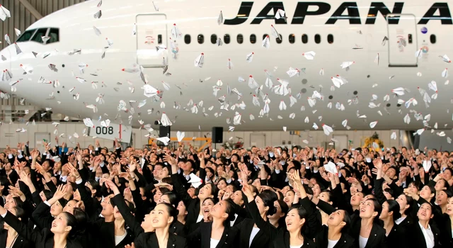 Japon havayolunun, yolcularından ne istediğine çok şaşıracaksınız