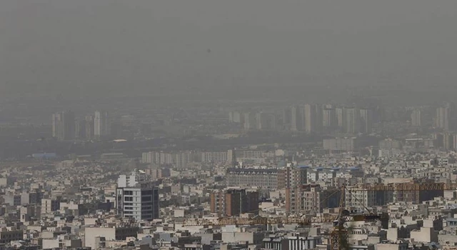 İran'ın İsfahan kentinde hava kirliliği: 'Zorunlu olmadıkça dışarı çıkmayın' uyarısı