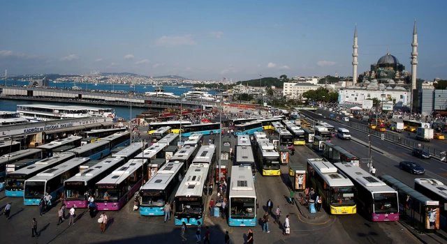 İstanbul’da toplu taşımaya yüzde 50 zam eli kulağında