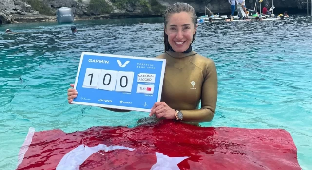 Şahika Ercümen'den 100 metrede Türkiye rekoru geldi