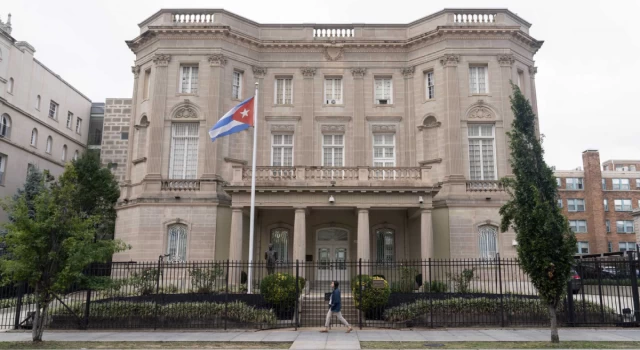 ABD'de Küba Büyükelçiliği'ne molotof kokteyliyle saldırı
