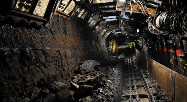 Çin'de kömür madeninde yangın çıktı: 16 işçi öldü