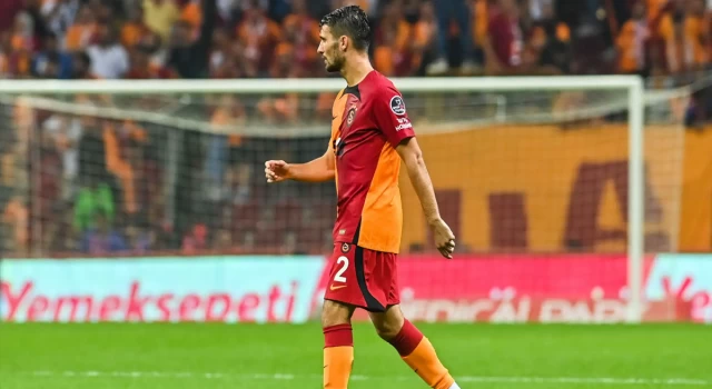 Galatasaray'da ayrılığa yanaşmayan Dubois'nın lisansı askıya alınabilir!