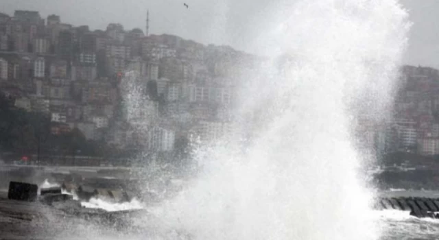 İstanbul'a fırtına uyarısı: Bu saatlere dikkat!
