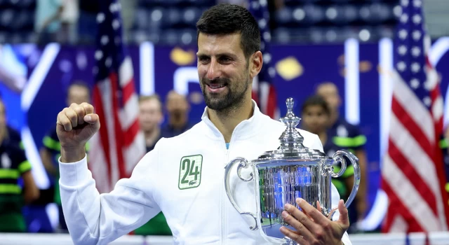 Novak Djokovic 24. grand slam şampiyonluğunu kazandı